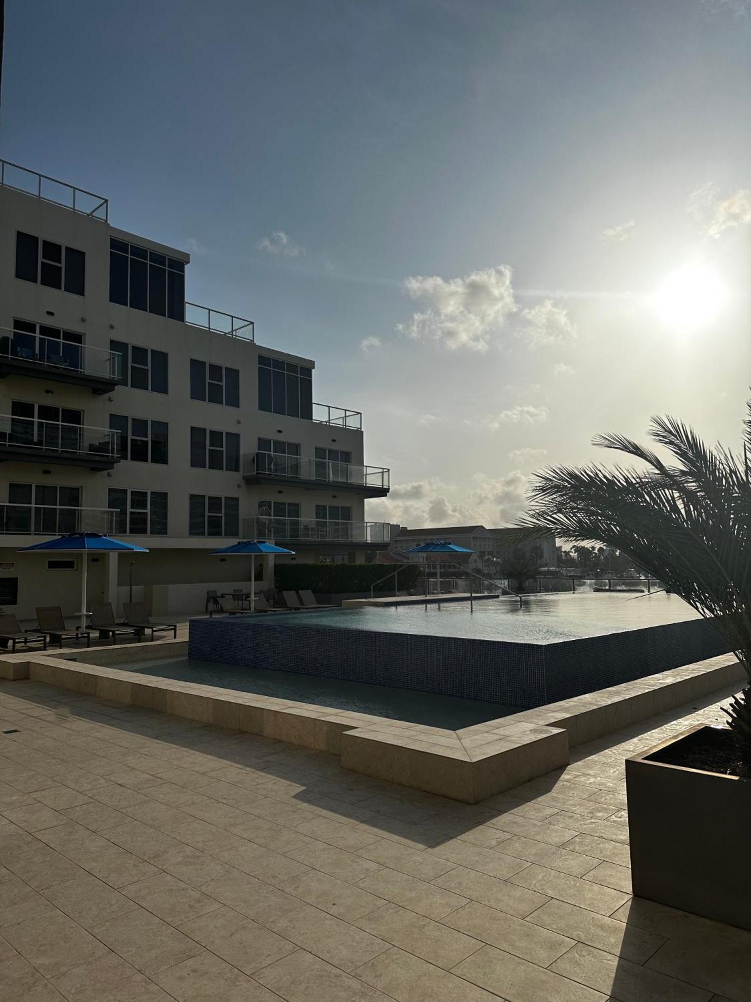 Ocean View Condo Overlooking The Caribbean Sea Oranjestad Exterior photo